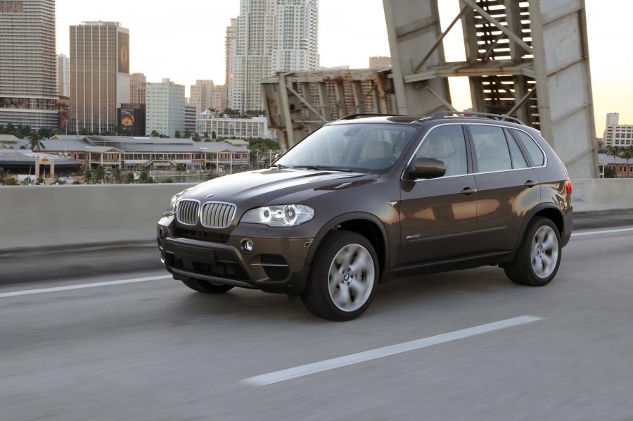  BMW X5 xDrive 5.0i 2010 года  (фото 74 из 142)